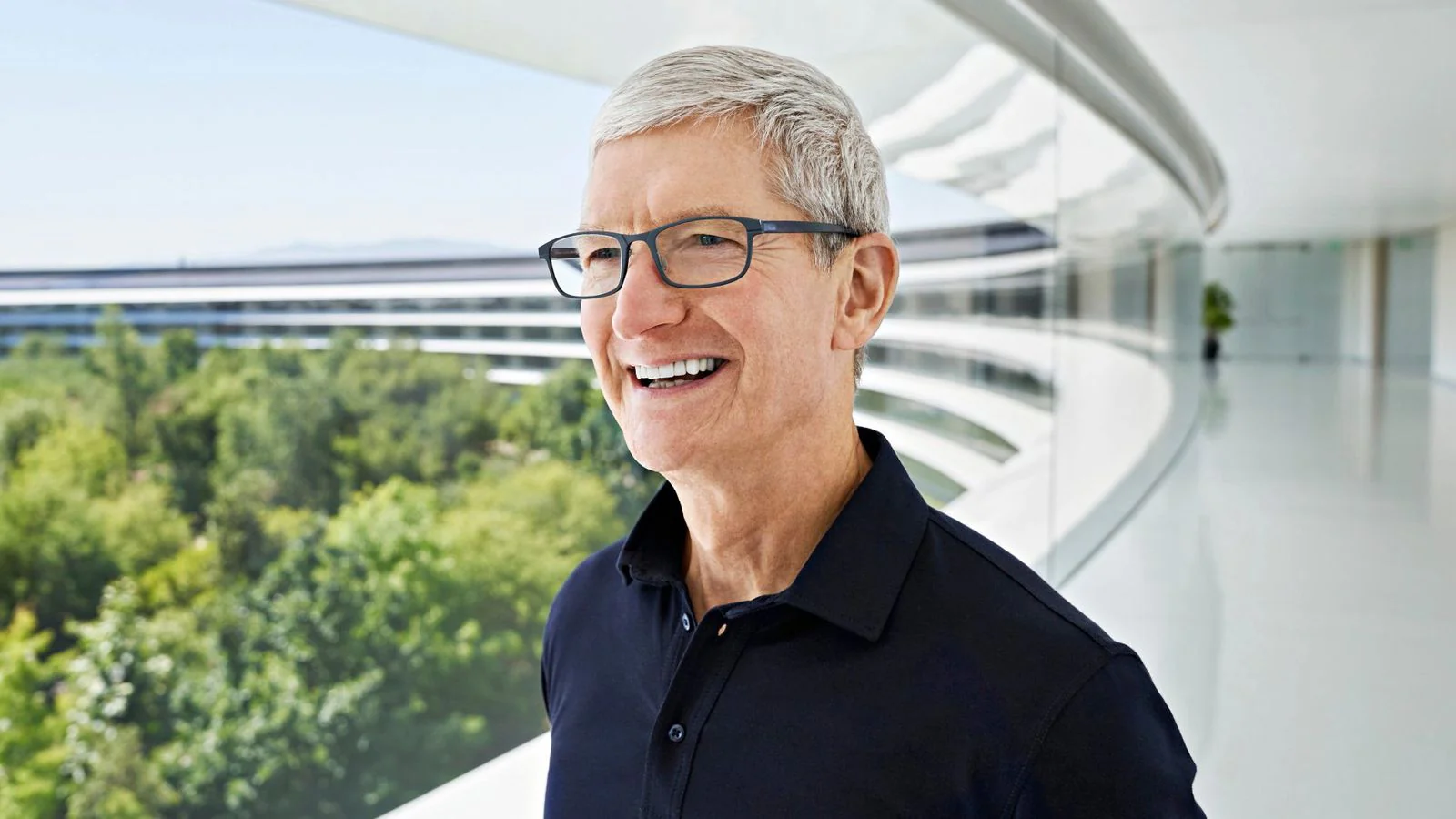 Apple CEO transition after Tim Cook retirement Apple